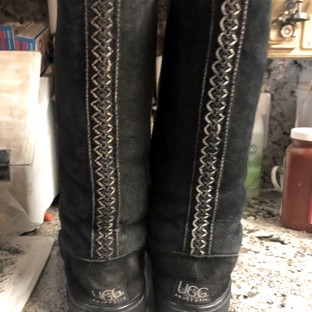 Ugg Classic Vintage Tall Boots Black Tasman Braid on back Black W7-M6 - Picture 2 of 6